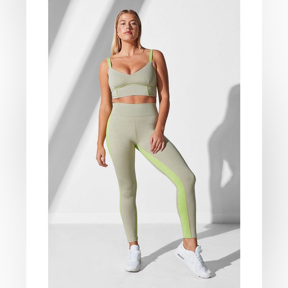 NWT Noli Yoga Tempo Legging - Heather Lime Medium